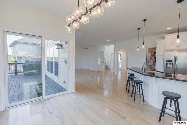 3805 S 202nd Street, Omaha, NE 68130