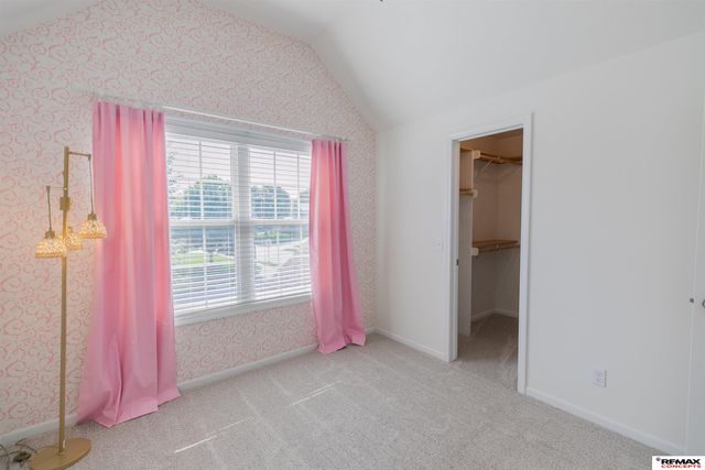 3805 S 202nd Street, Omaha, NE 68130