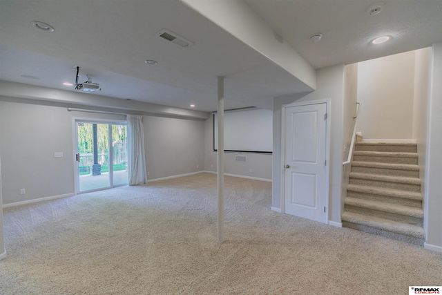 3805 S 202nd Street, Omaha, NE 68130