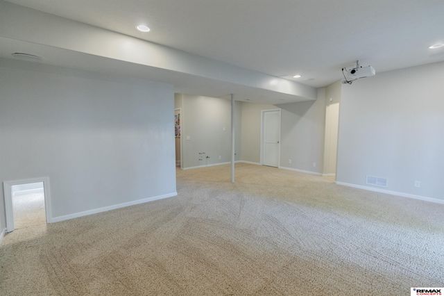 3805 S 202nd Street, Omaha, NE 68130
