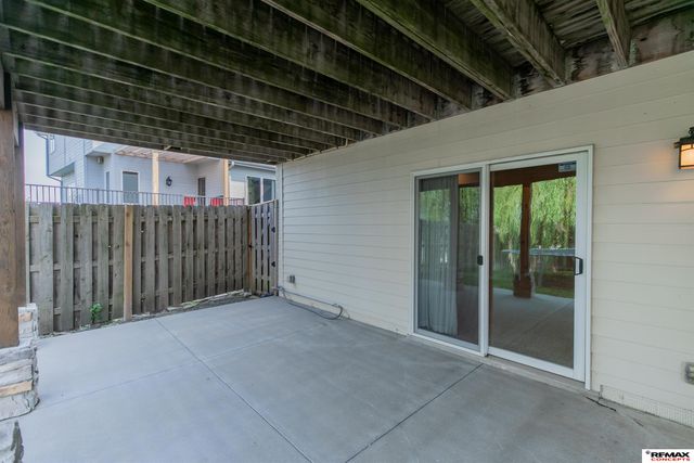 3805 S 202nd Street, Omaha, NE 68130