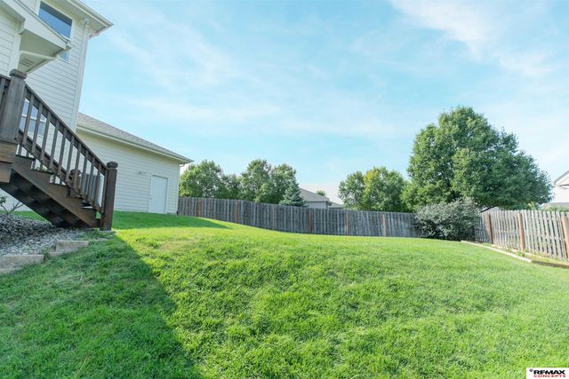 3805 S 202nd Street, Omaha, NE 68130