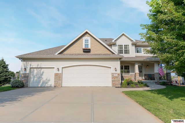 3805 S 202nd Street, Omaha, NE 68130