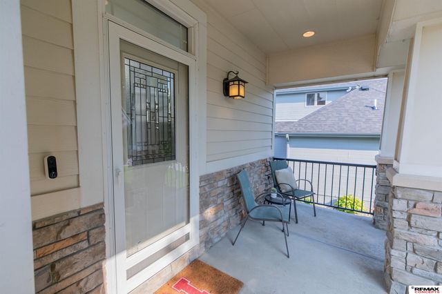 3805 S 202nd Street, Omaha, NE 68130