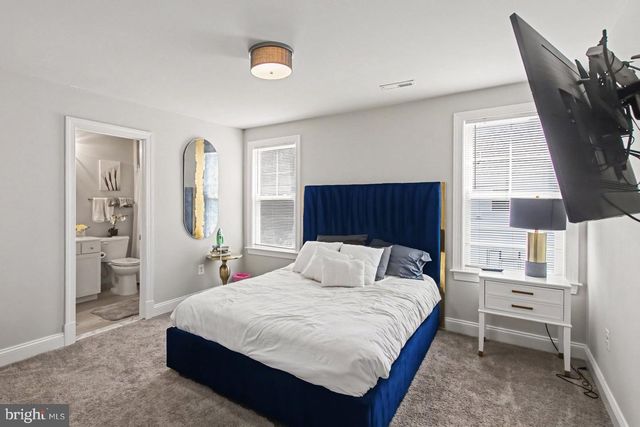 9203-A FOREST HAVEN DR, Alexandria, VA 22309