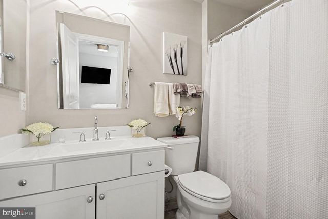 9203-A FOREST HAVEN DR, Alexandria, VA 22309
