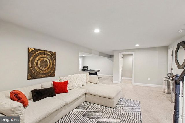 9203-A FOREST HAVEN DR, Alexandria, VA 22309