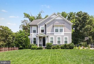 9203-A FOREST HAVEN DR, Alexandria, VA 22309