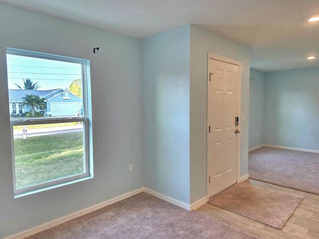 2772 SE Garfield Avenue, Port St. Lucie, FL 34952