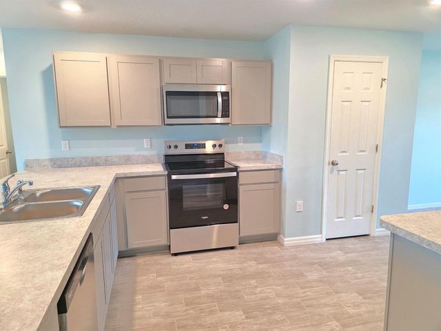 2772 SE Garfield Avenue, Port St. Lucie, FL 34952