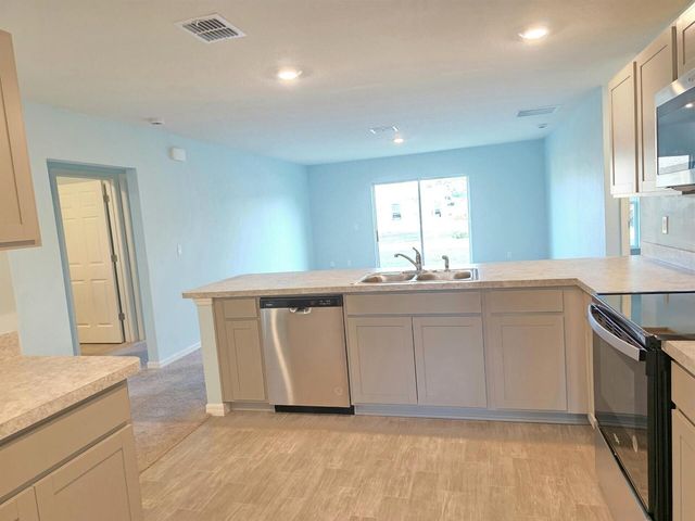 2772 SE Garfield Avenue, Port St. Lucie, FL 34952