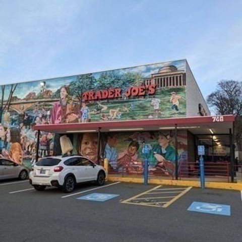 55 Magazine St. 17, Cambridge, MA 02139