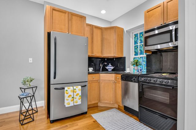 55 Magazine St. 17, Cambridge, MA 02139