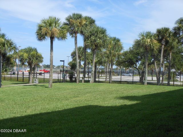 715 S Beach St Apt 311D, Daytona Beach, FL 32114