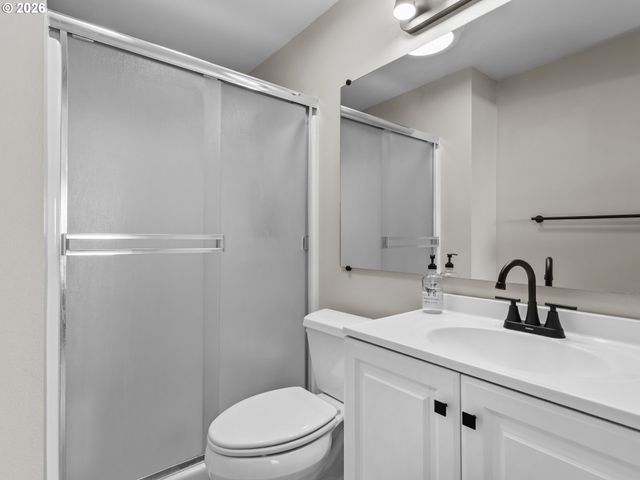 247 Loganberry St, Woodland, WA 98674