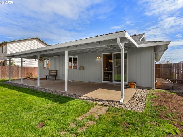 247 Loganberry St, Woodland, WA 98674