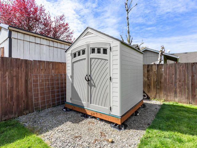 247 Loganberry St, Woodland, WA 98674