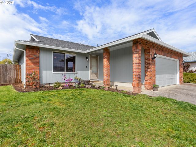 247 Loganberry St, Woodland, WA 98674