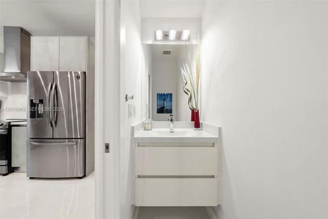 3376 Perry Frow Dr A, Miami, FL 33133