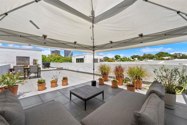 3376 Perry Frow Dr A, Miami, FL 33133