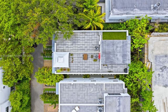 3376 Perry Frow Dr A, Miami, FL 33133