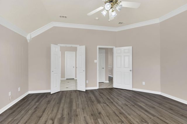 700 Dover Park Trail, Mansfield, TX 76063