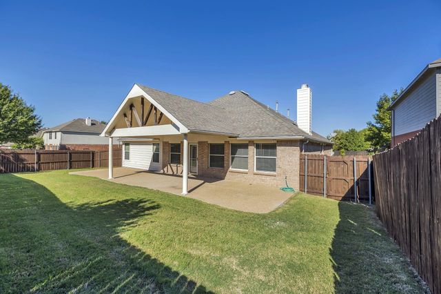 700 Dover Park Trail, Mansfield, TX 76063