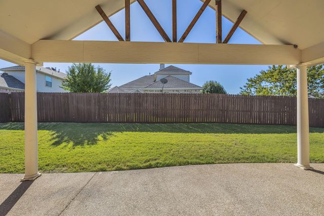700 Dover Park Trail, Mansfield, TX 76063