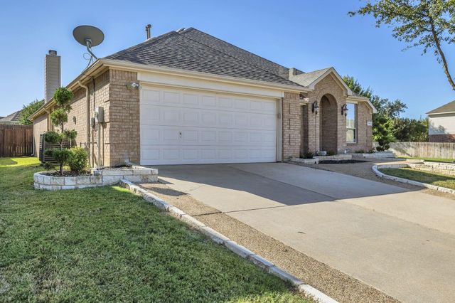 700 Dover Park Trail, Mansfield, TX 76063