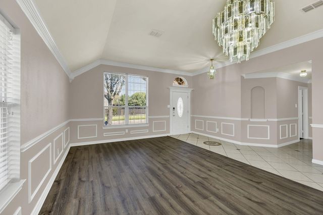 700 Dover Park Trail, Mansfield, TX 76063