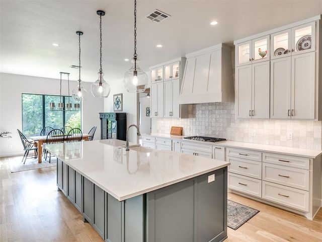 1824 Brook Bank Drive, Jones, OK 73049
