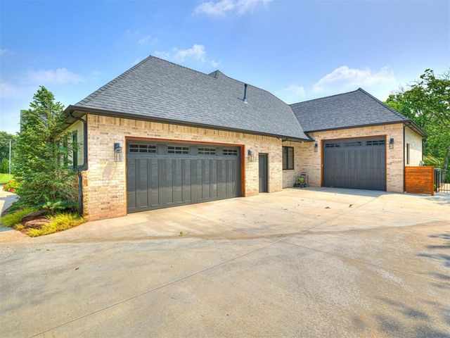 1824 Brook Bank Drive, Jones, OK 73049