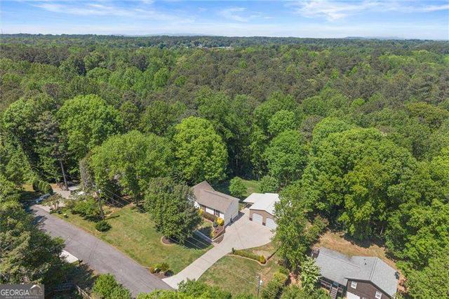 225 Pine Trail, Canton, GA 30115