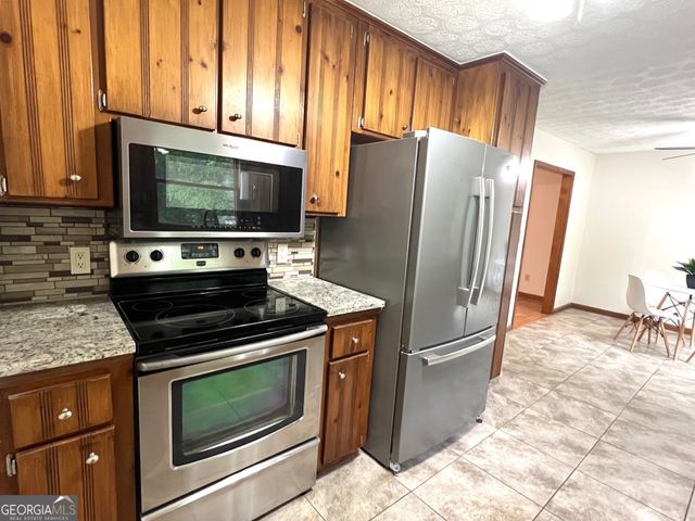 225 Pine Trail, Canton, GA 30115