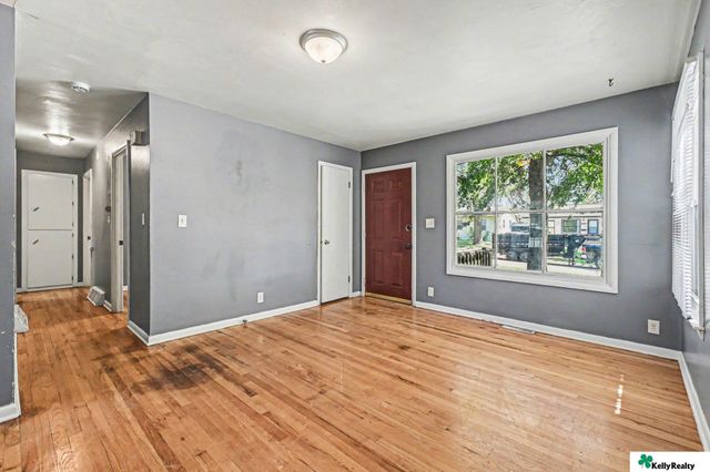 6518 N 46 Avenue, Omaha, NE 68152