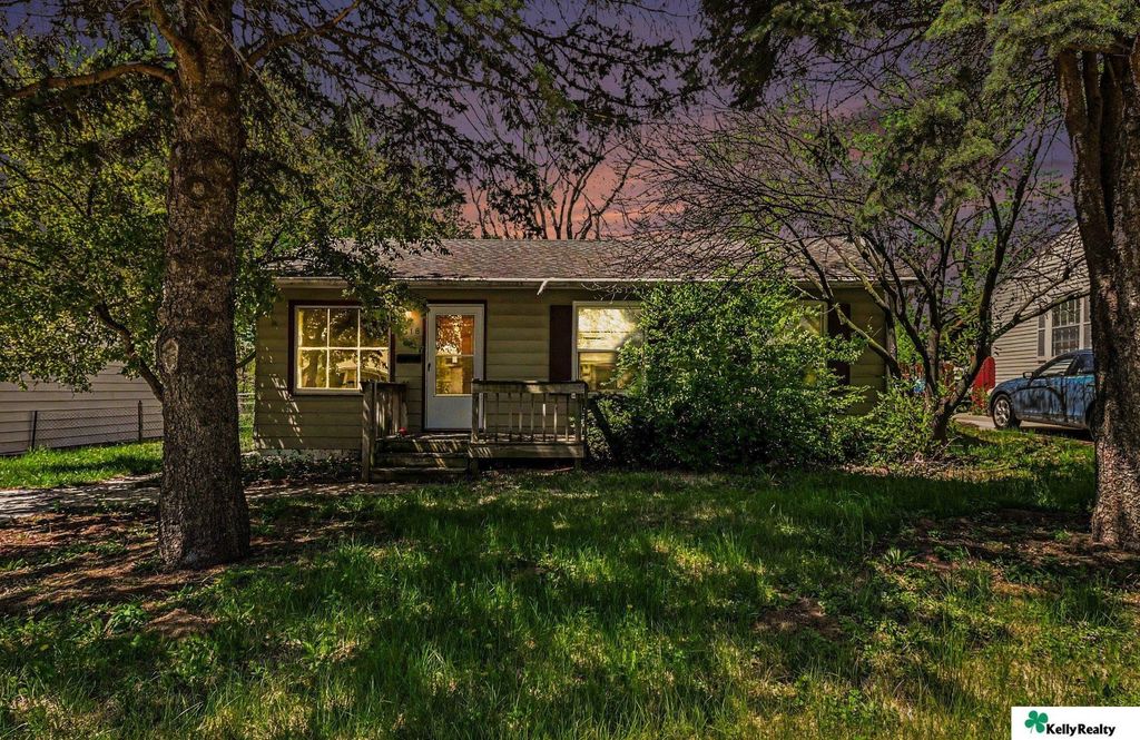 6518 N 46 Avenue, Omaha, NE 68152