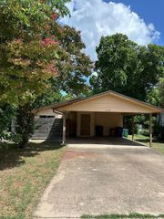 7709 Meadowview LN A, Austin, TX 78752