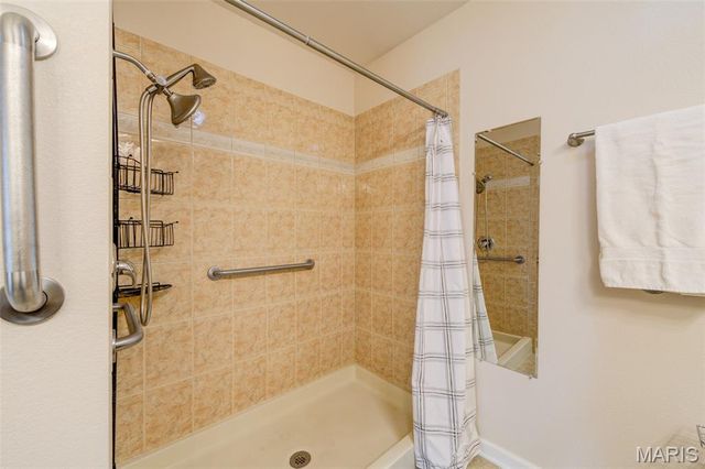 327 Quail Ridge Court, Bourbon, MO 65441