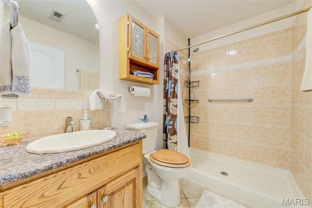 327 Quail Ridge Court, Bourbon, MO 65441