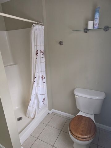 26 Wellington Rd, Ashby, MA 01431