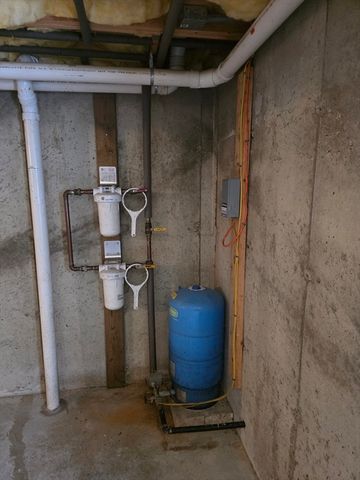 26 Wellington Rd, Ashby, MA 01431