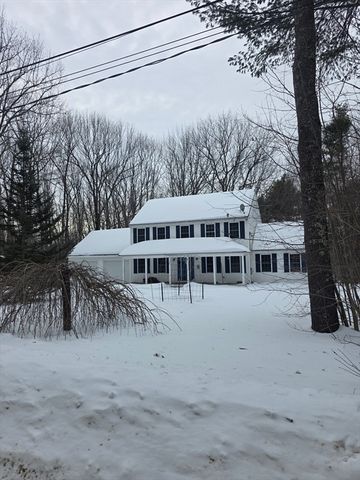 26 Wellington Rd, Ashby, MA 01431