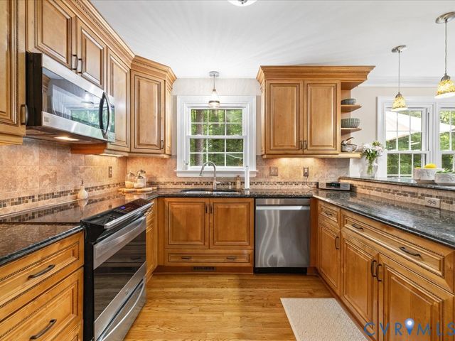 8412 Brittewood Cir, Mechanicsville, VA 23116