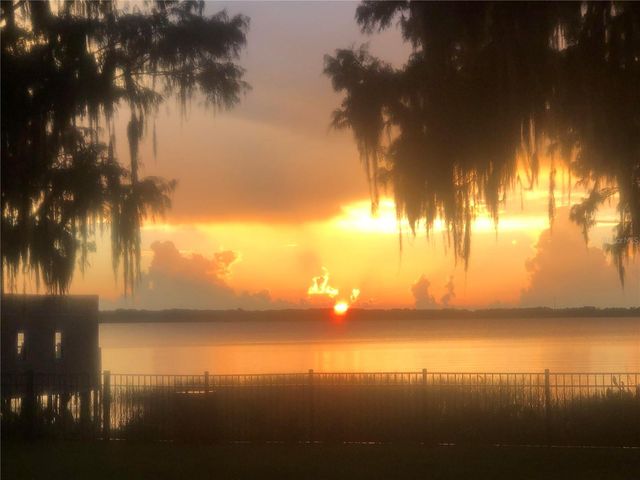 32739 LAKE EUSTIS DRIVE, Tavares, FL 32778