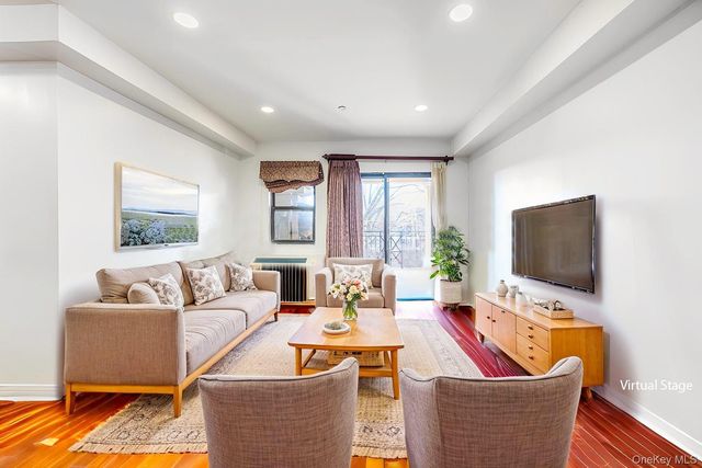 71-19 162nd Street 3D, Flushing, NY 11365