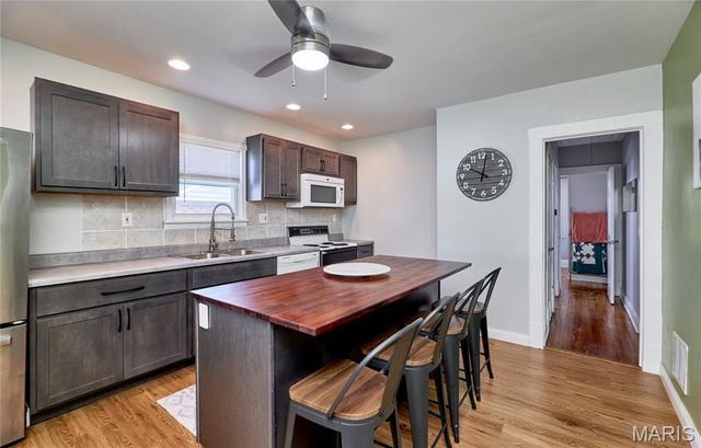 8615 Mackenzie Road, St Louis, MO 63123