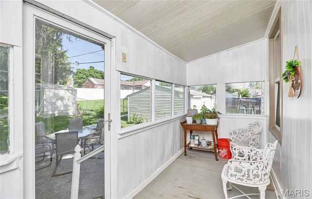 8615 Mackenzie Road, St Louis, MO 63123