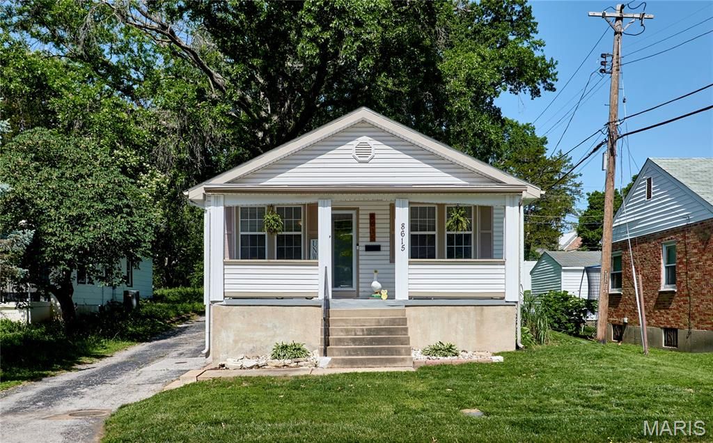 8615 Mackenzie Road, St Louis, MO 63123