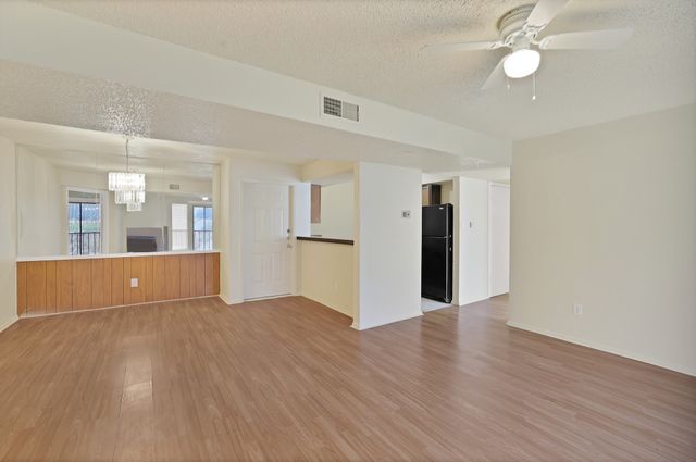 11460 AUDELIA Road, Dallas, TX 75243