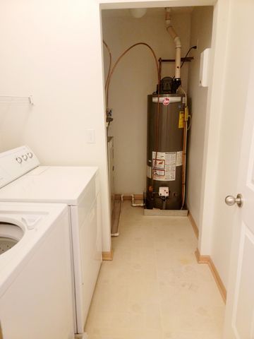 3049 Chamberlain Street N 4, Maplewood, MN 55109